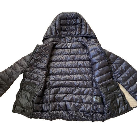 Uniqlo Ultra Light Down Puffer Hooded Jacket Womens XS Black Packable Gorpcore - Picture 6 of 11